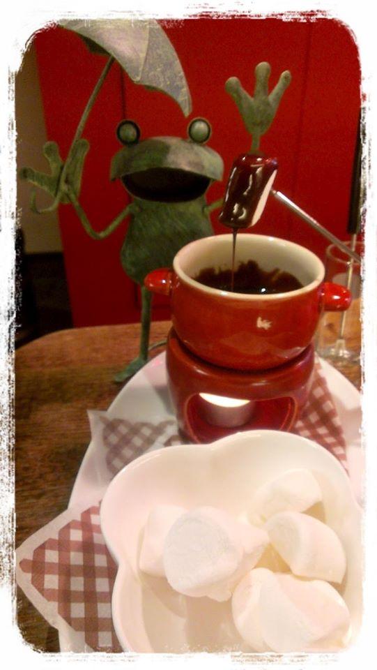 cafe & bar noov