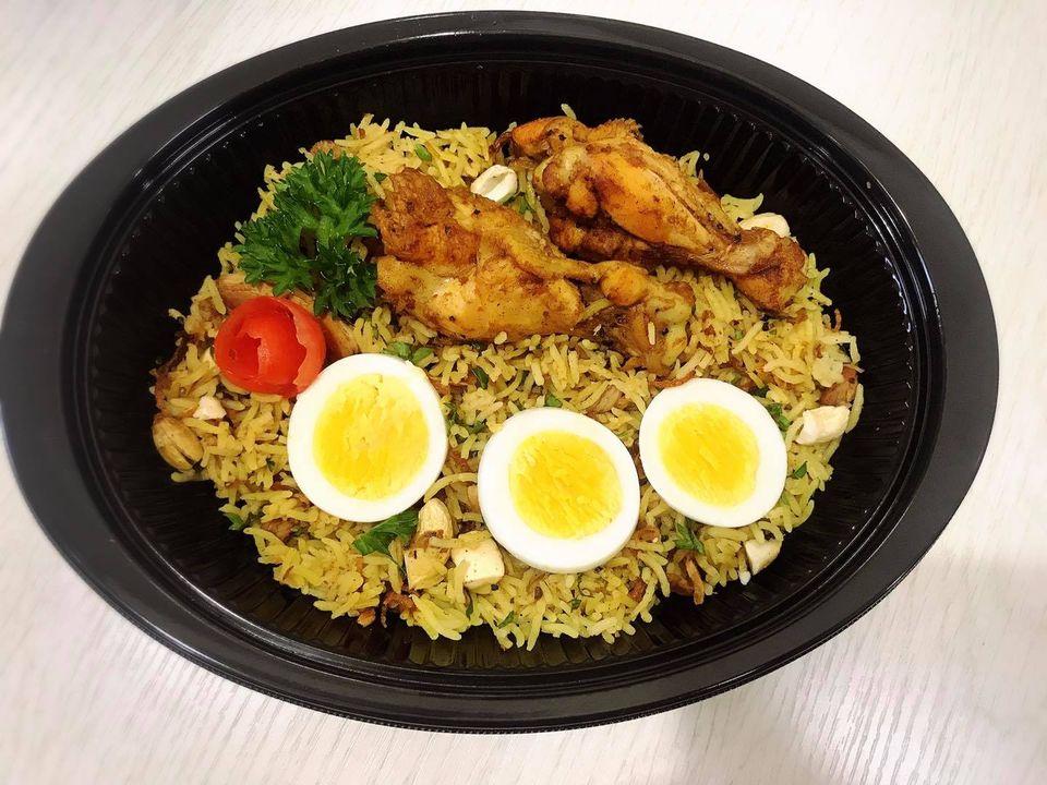 スリランカ料理 あ〜ゆぼ〜わん