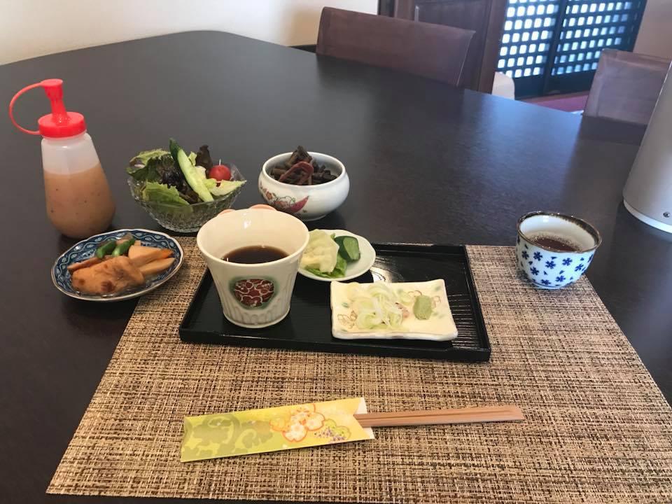 華とはな