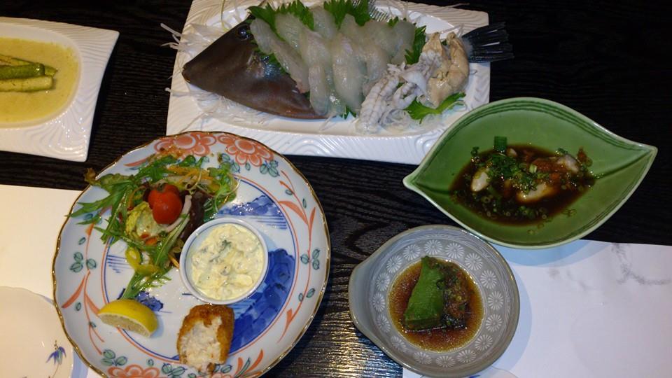 味 やま中