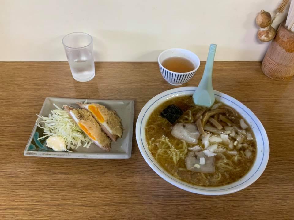 込山食堂