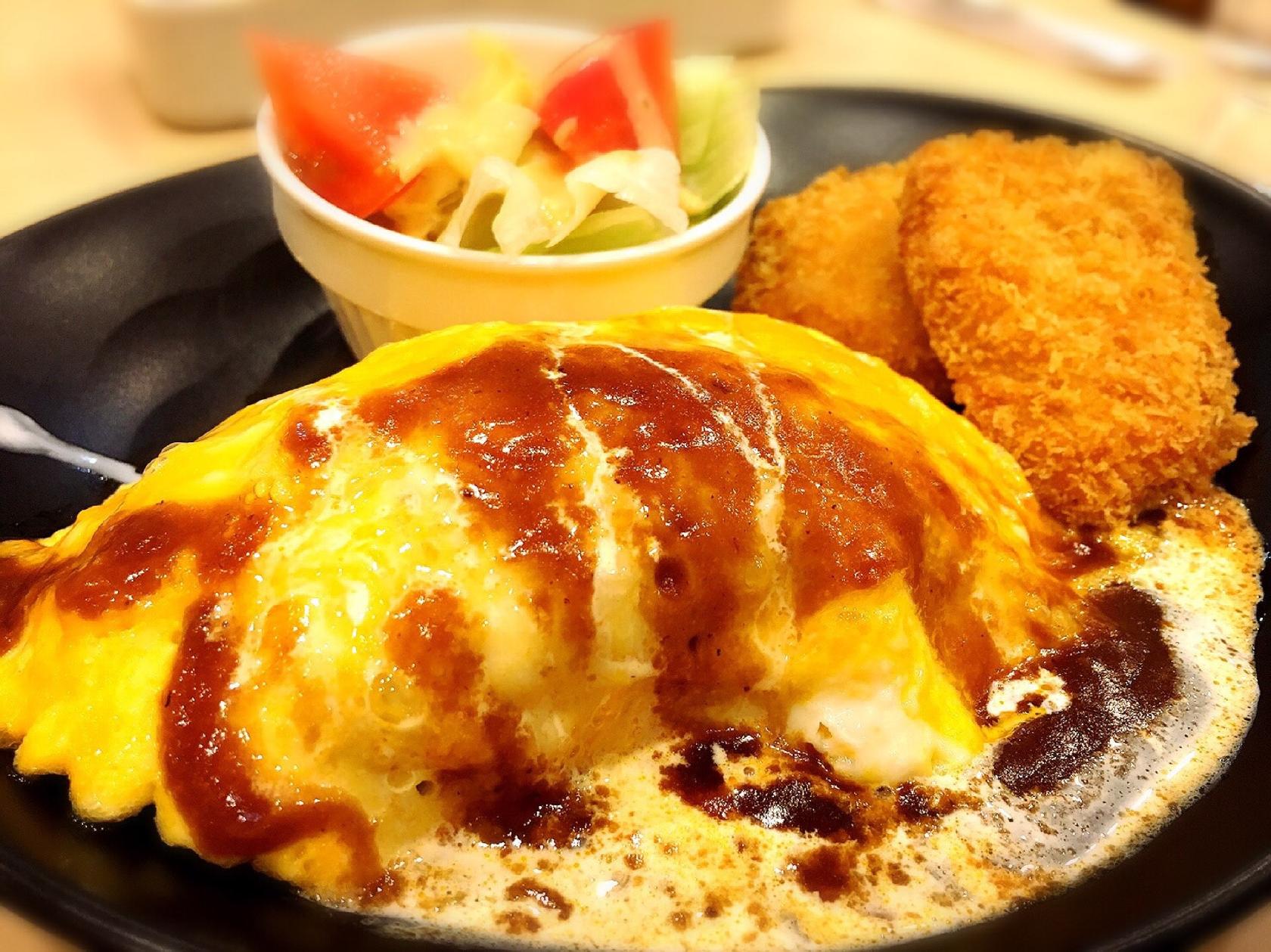 ジョイフルモンデクール長浜駅前店