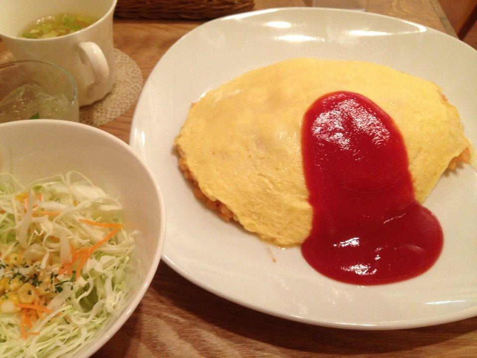 ファミリーレストラン「Chao」