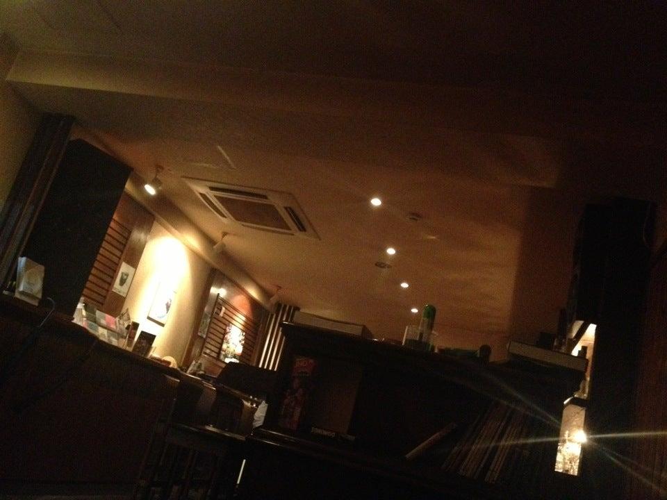 BAR BLUE HILL