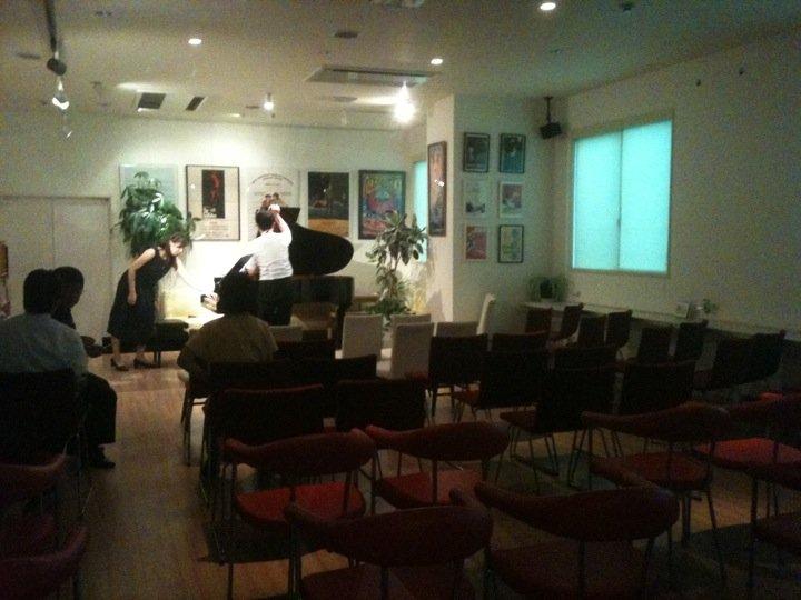 カフェ・フォーラム