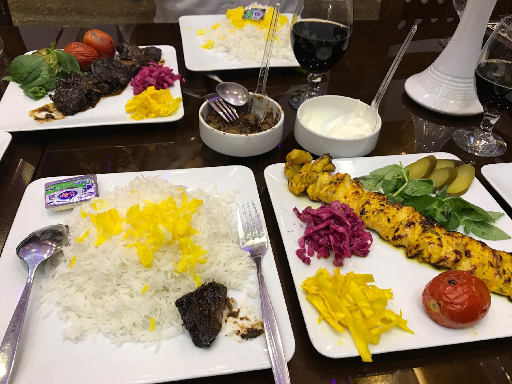 Narenj Restaurant رستوران نارنج
