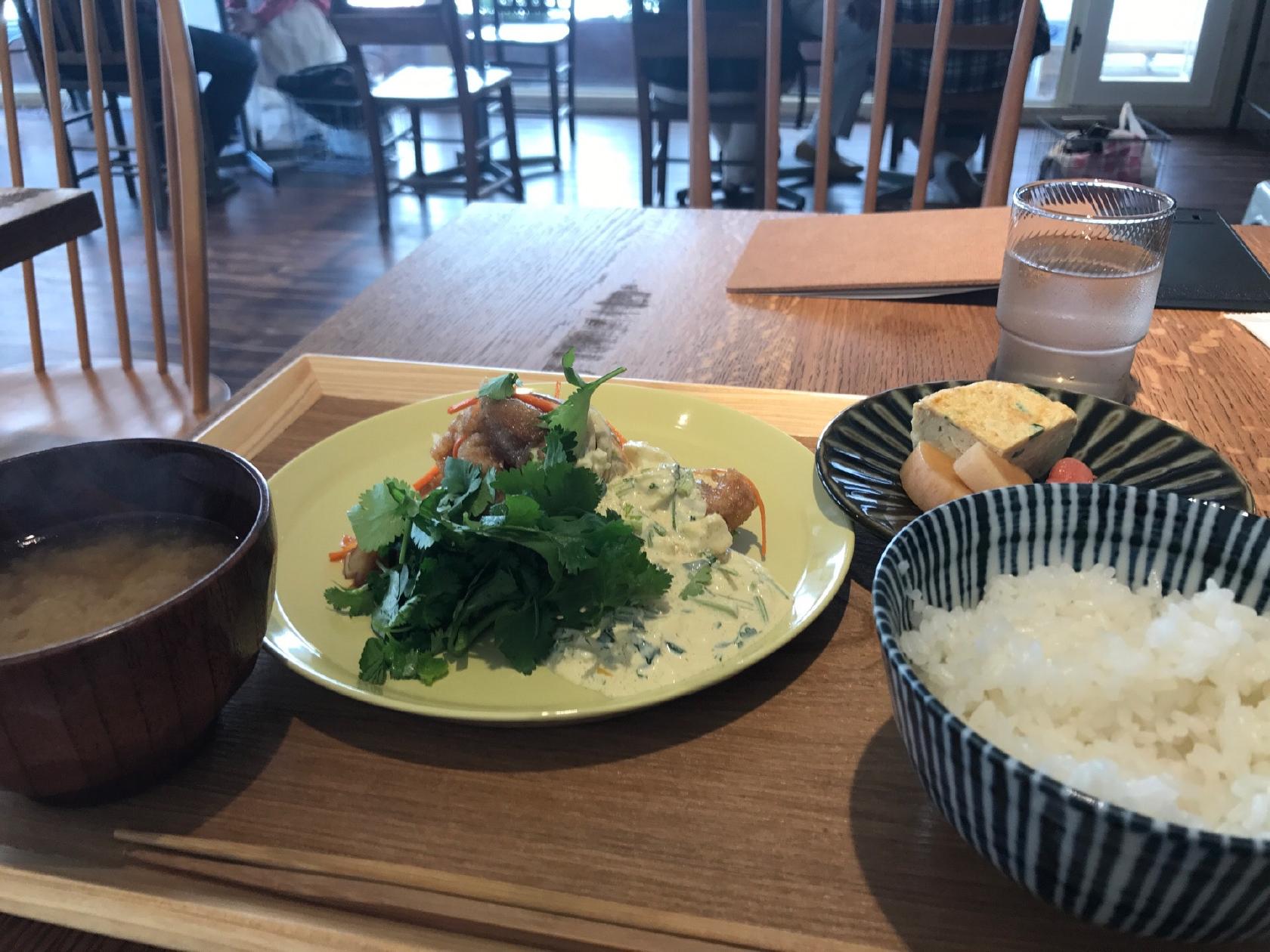 あまた食堂