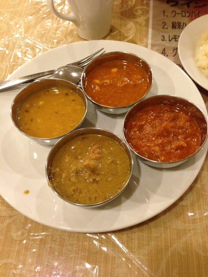 CURRY CLUB