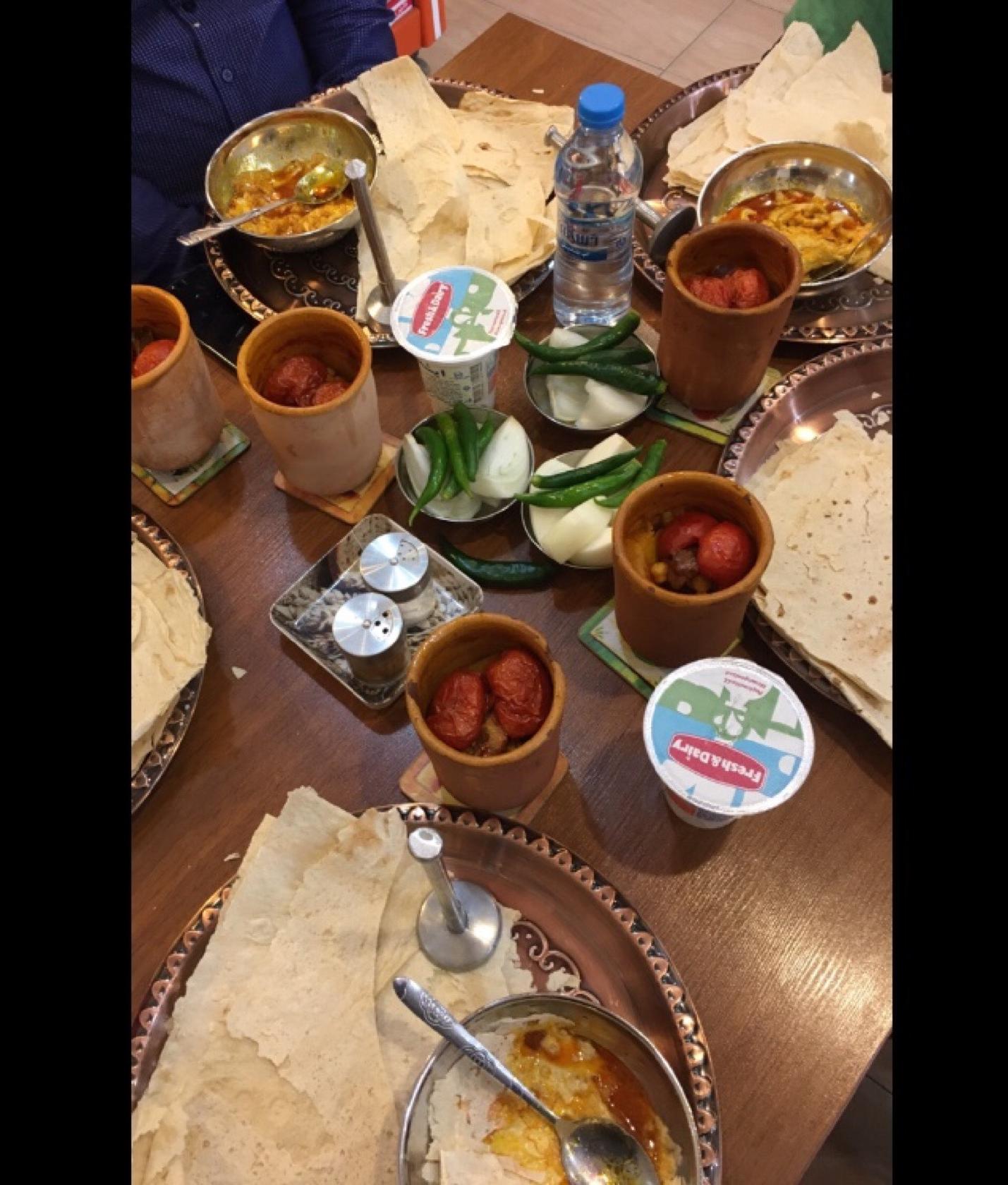 آبگوشت و دیزی شیرازی