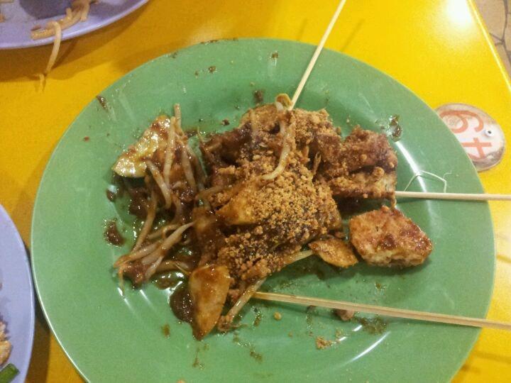 Lau Hong Ser Rojak
