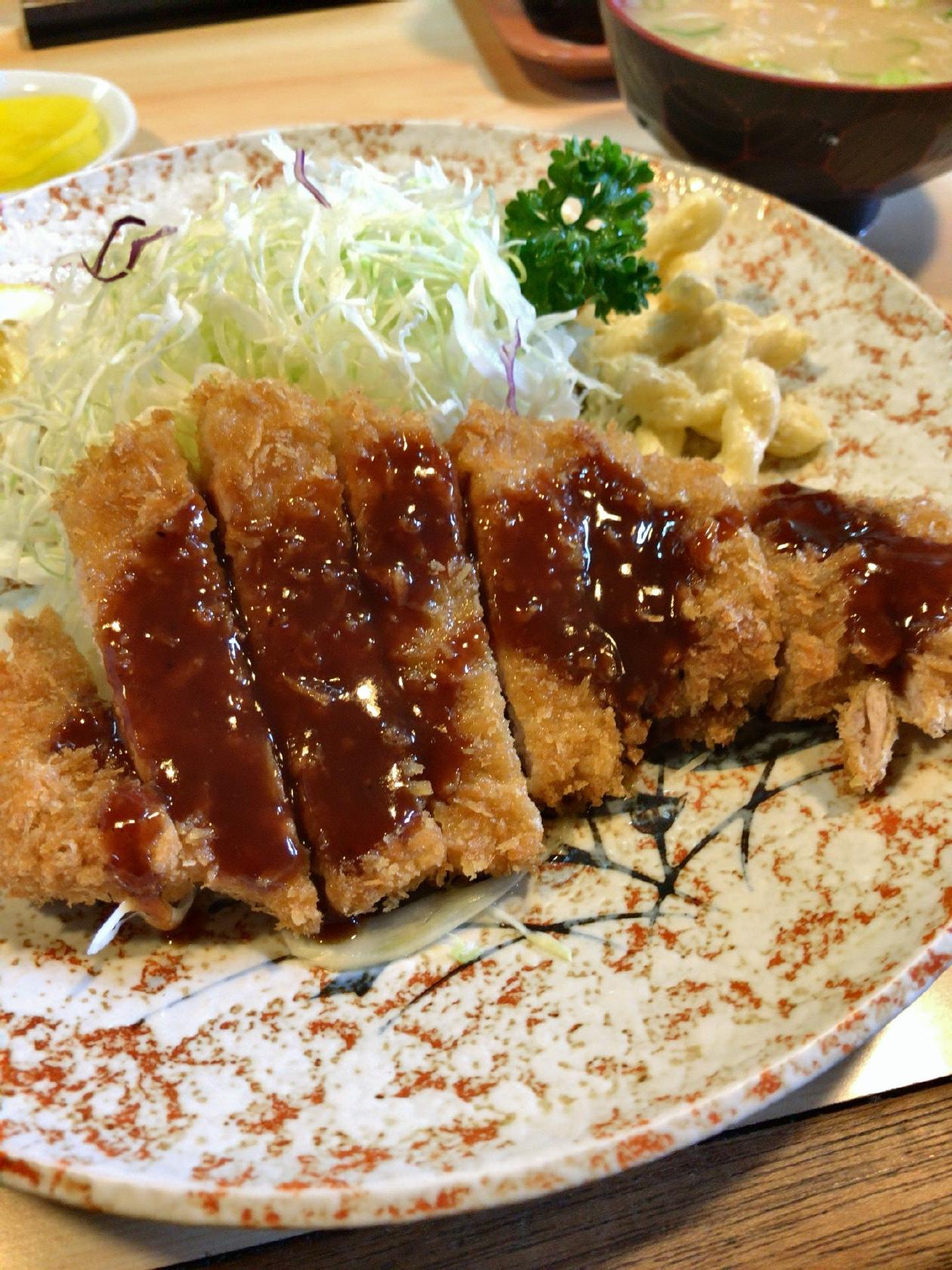 とん亭
