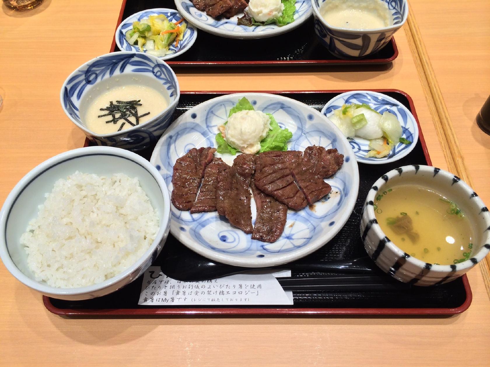 炭焼き牛たん 仙台なとり