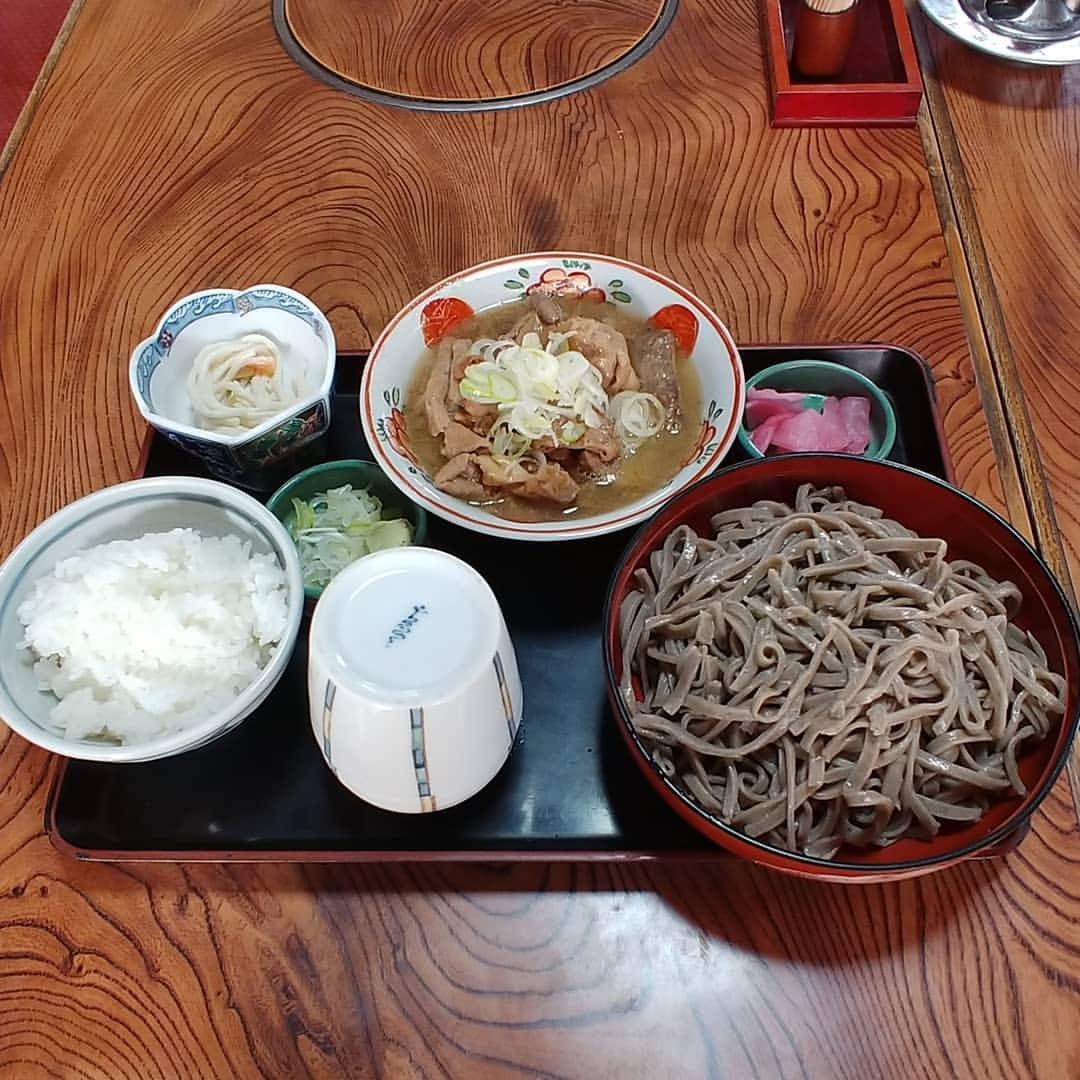 そば処 二城 関城本店