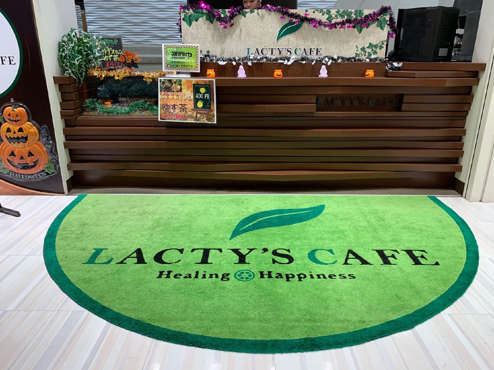 LACTY'S CAFE
