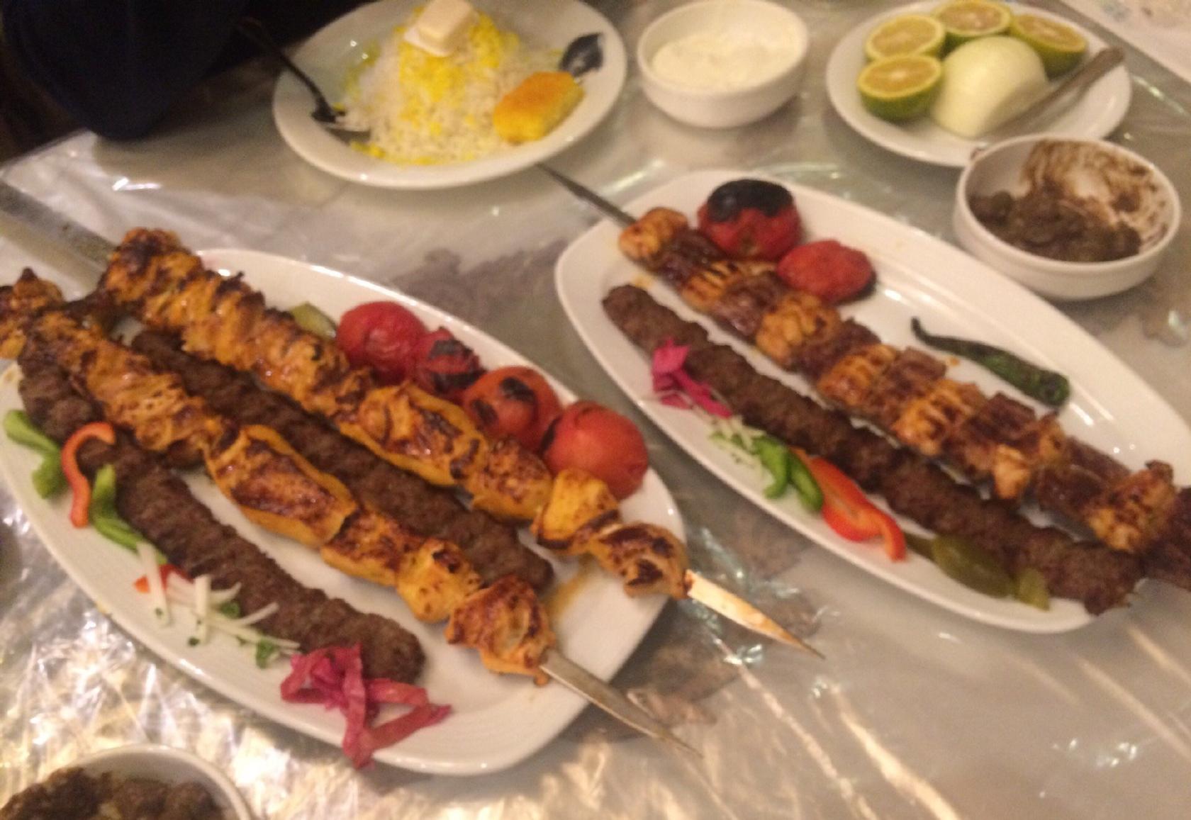 تالار و رستوران دامون(Damoon)