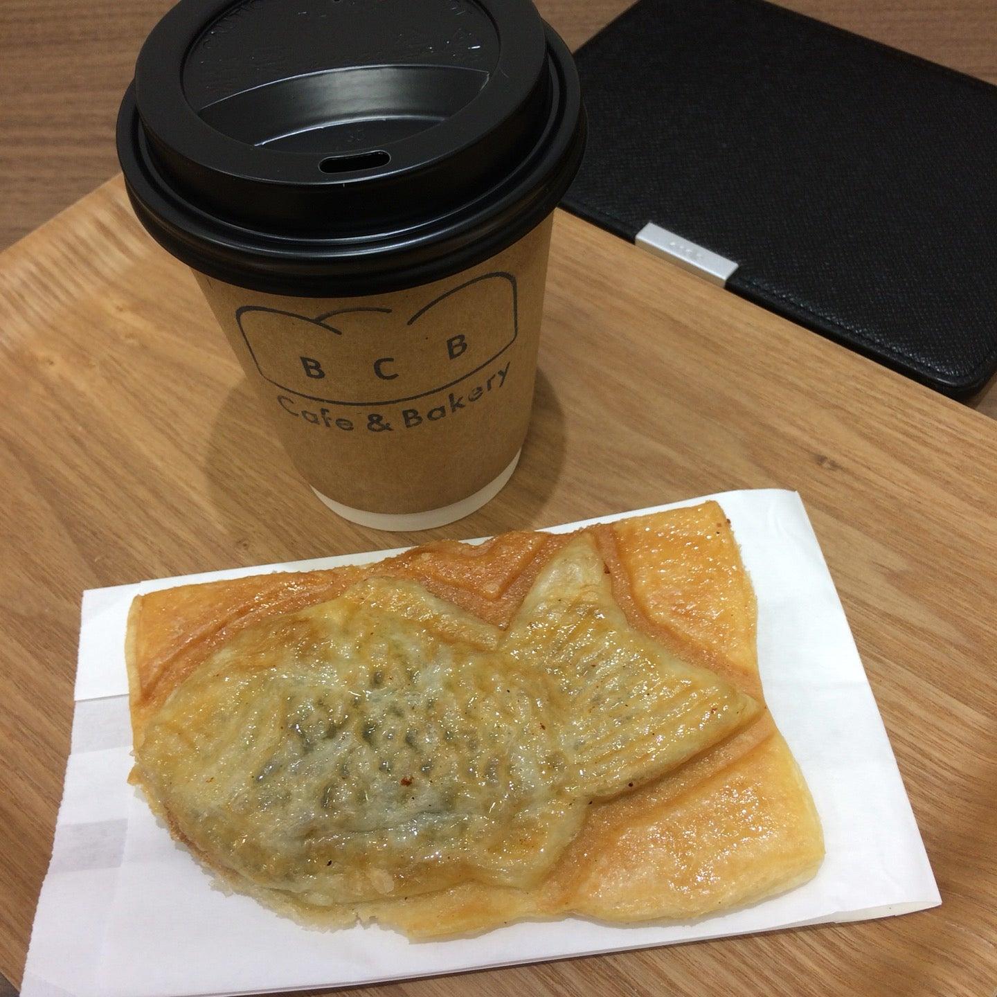Cafe & Bakery