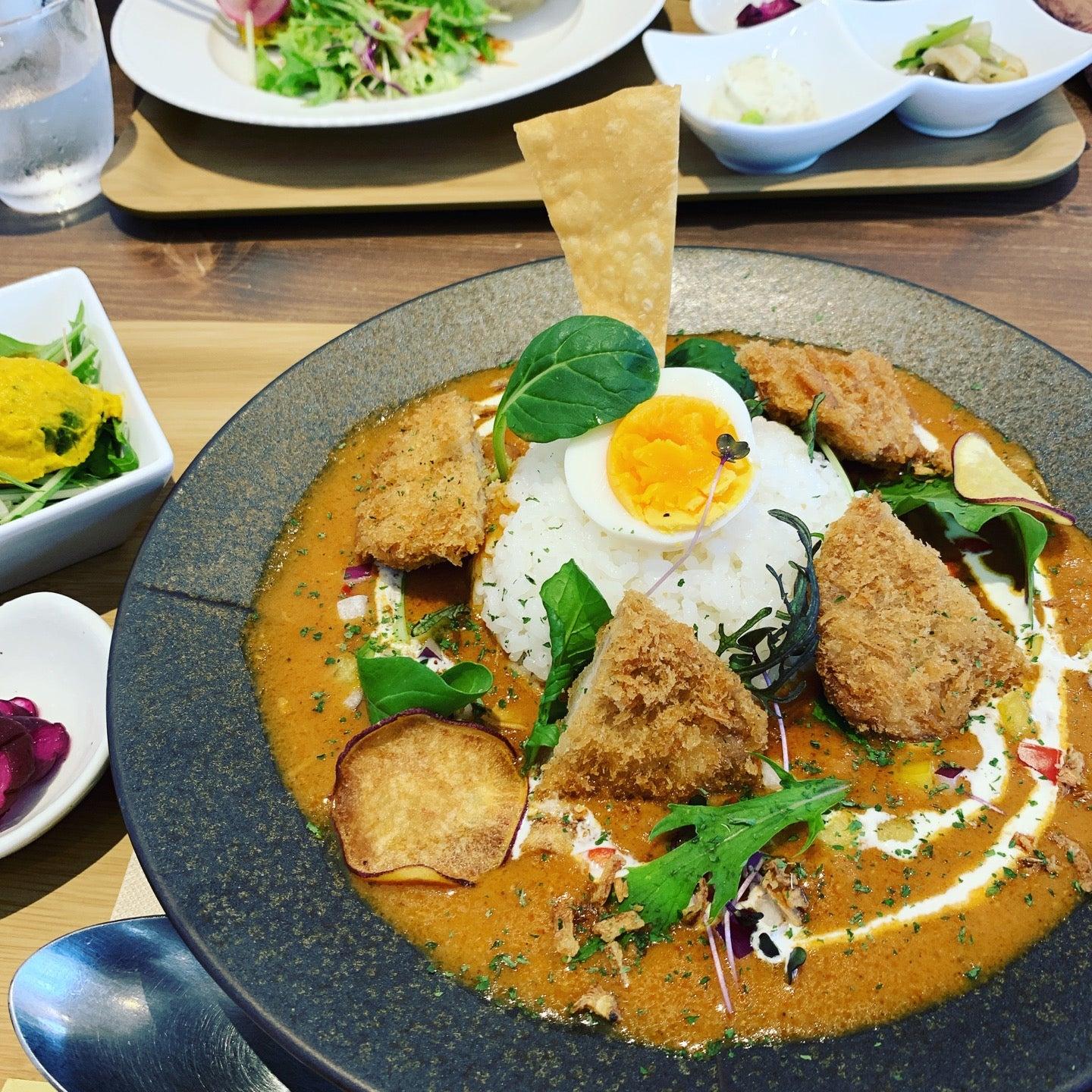 カフェ 小春日和