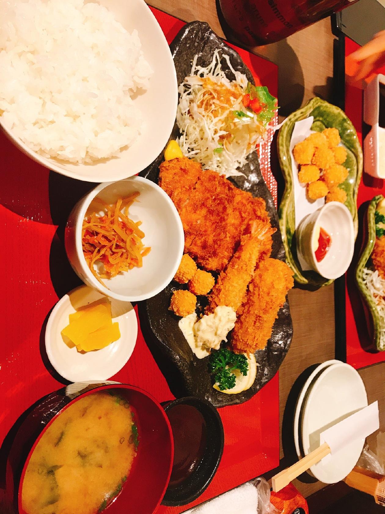 町屋カフェ 太郎茶屋鎌倉 松山店