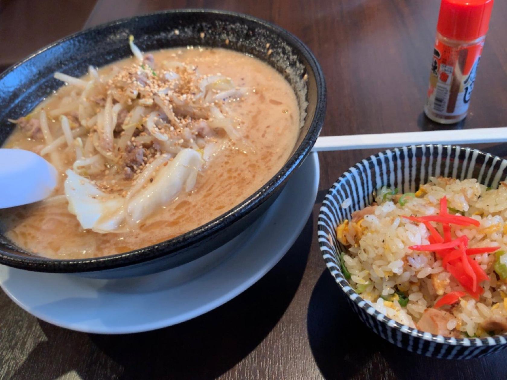 自家製極太麺 みそ家
