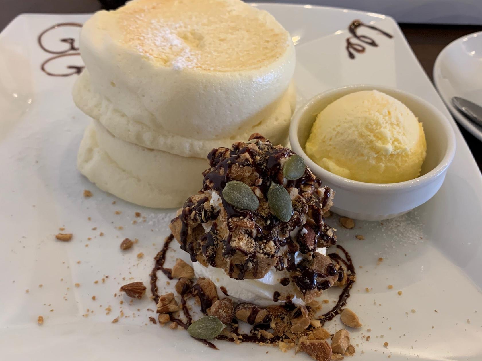 Cafe&Pancake GURU GURU
