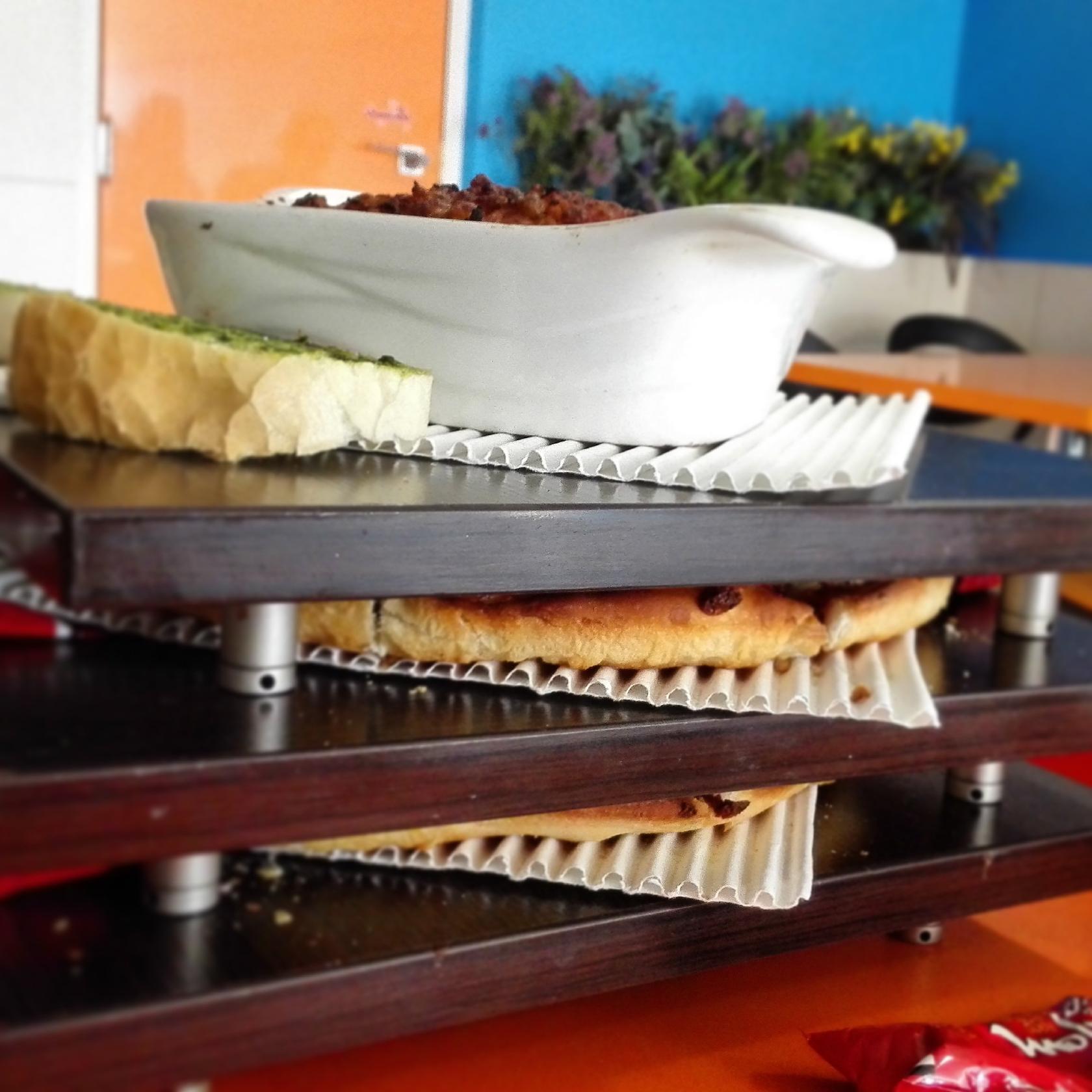 سلام پیتزا Salam Pizza