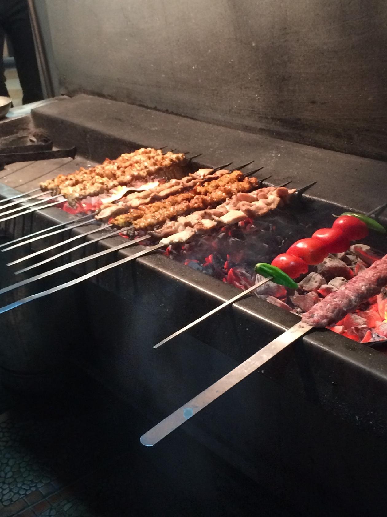 Sasan Kabab House كبابى ساسان