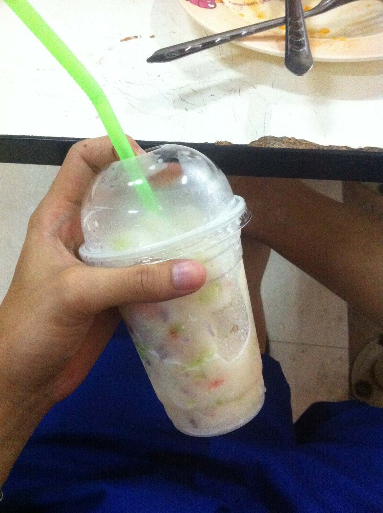 ร้านแม่ฟ้าหลวงนมสด