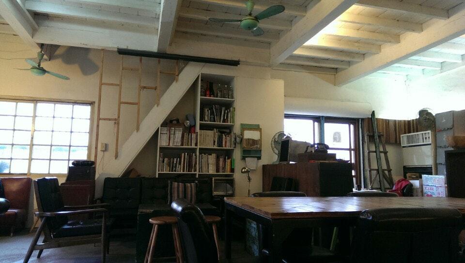 檔案室咖啡館 Amass Archives