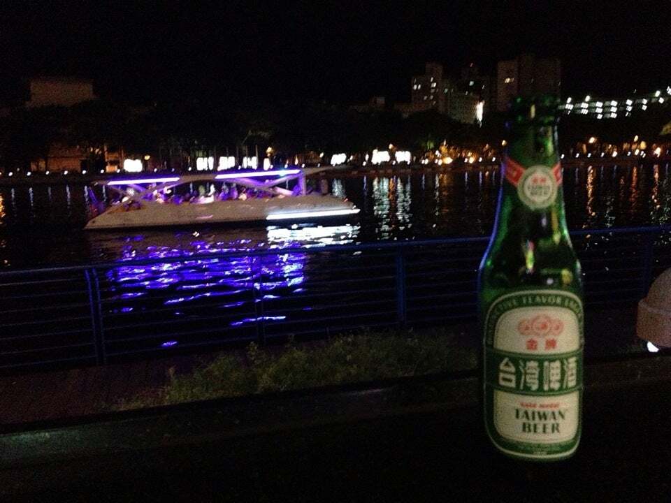 outdoor Cafe