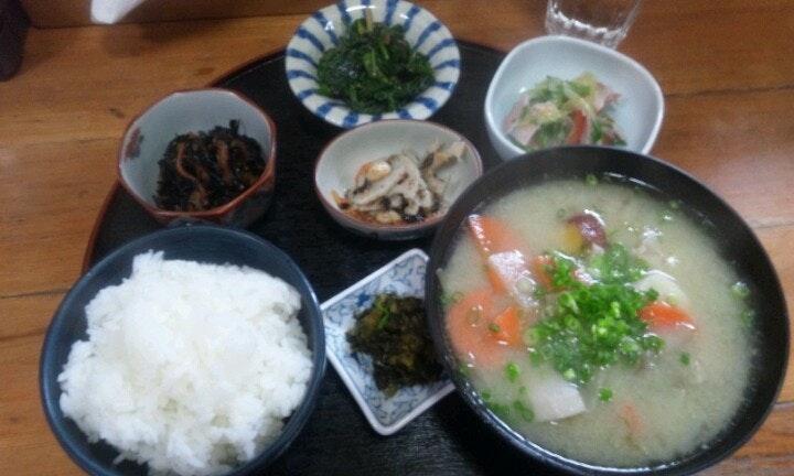 お食事処しゃがーる