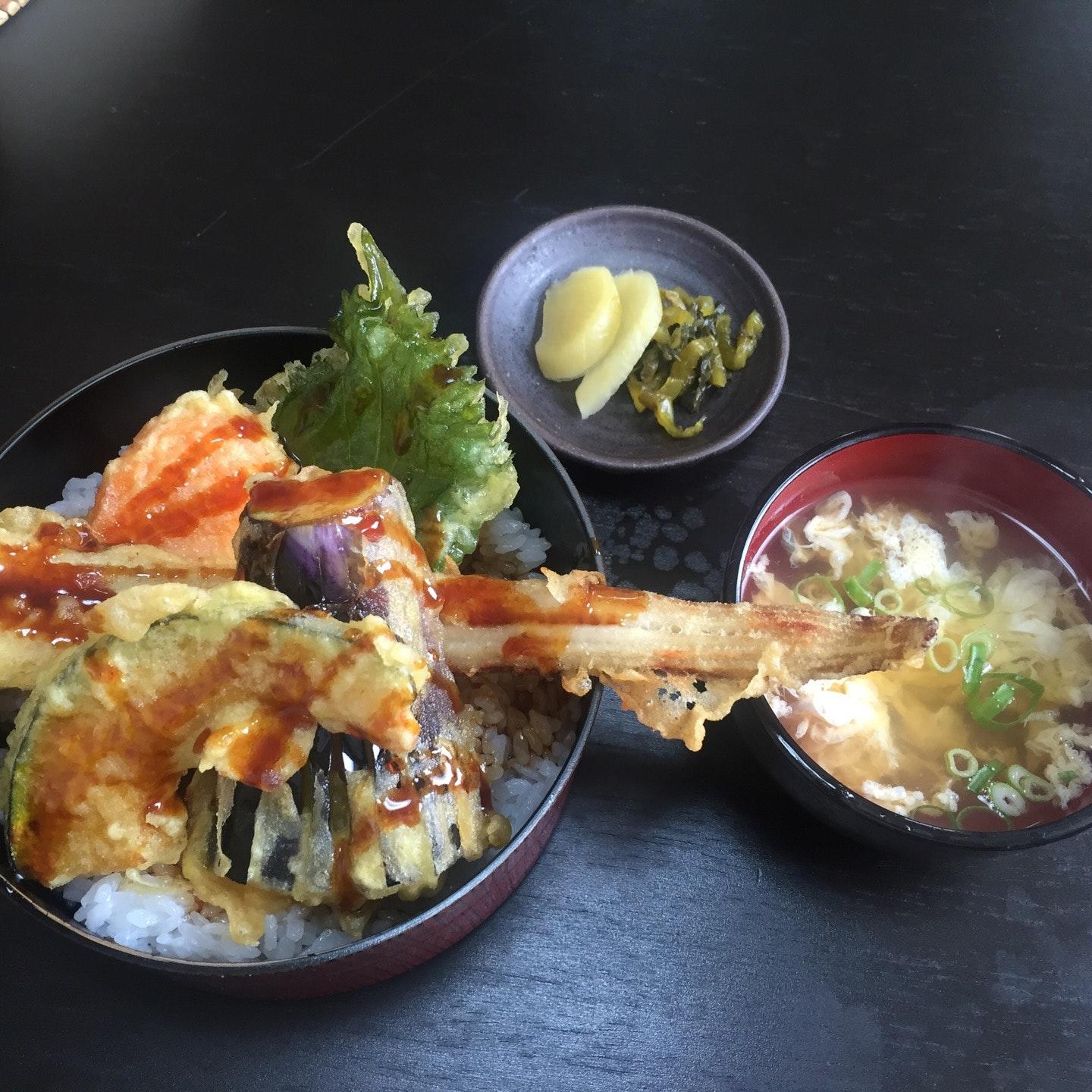 お食事処あんず