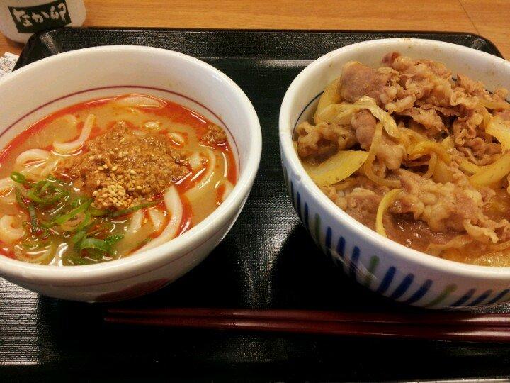 なか卯 関大前店