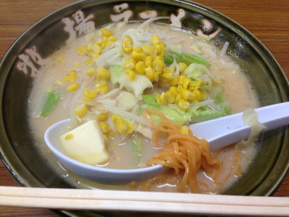 牧場ラーメンうつみ
