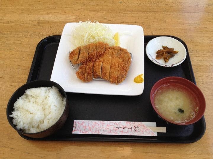 とんかつぶなの木