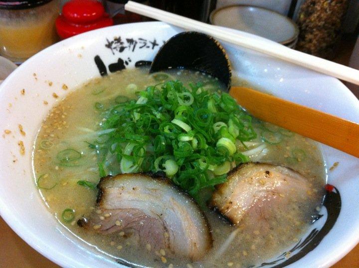 博多ラーメン げんこつ 川西店