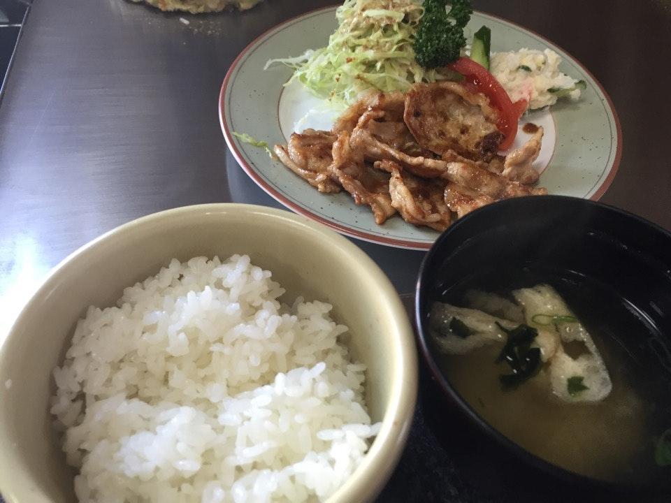 愚図 (ぐず)