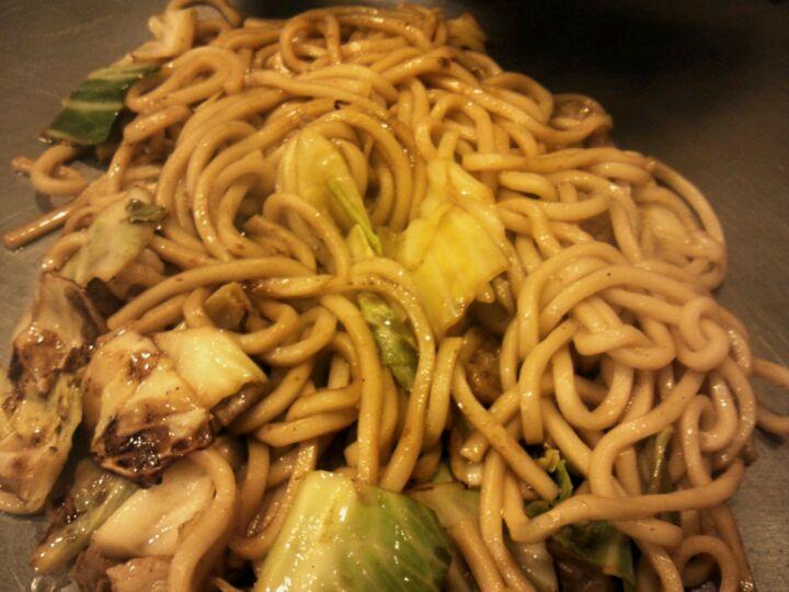 ホルモン焼うどん「かえちゃん」
