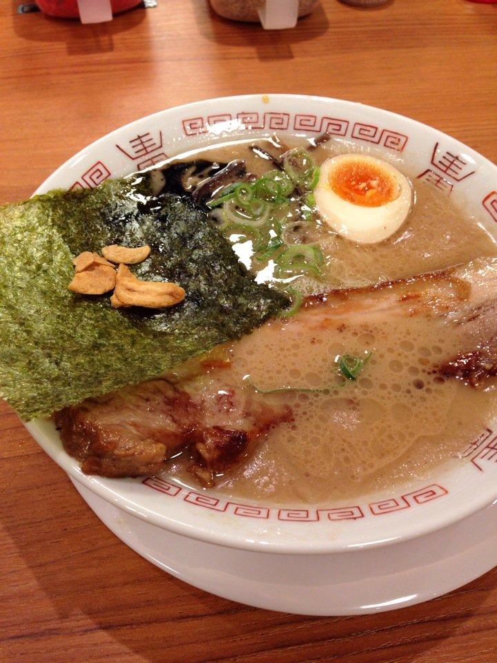 東京目黒豚骨ラーメンなおじ 伊勢崎店