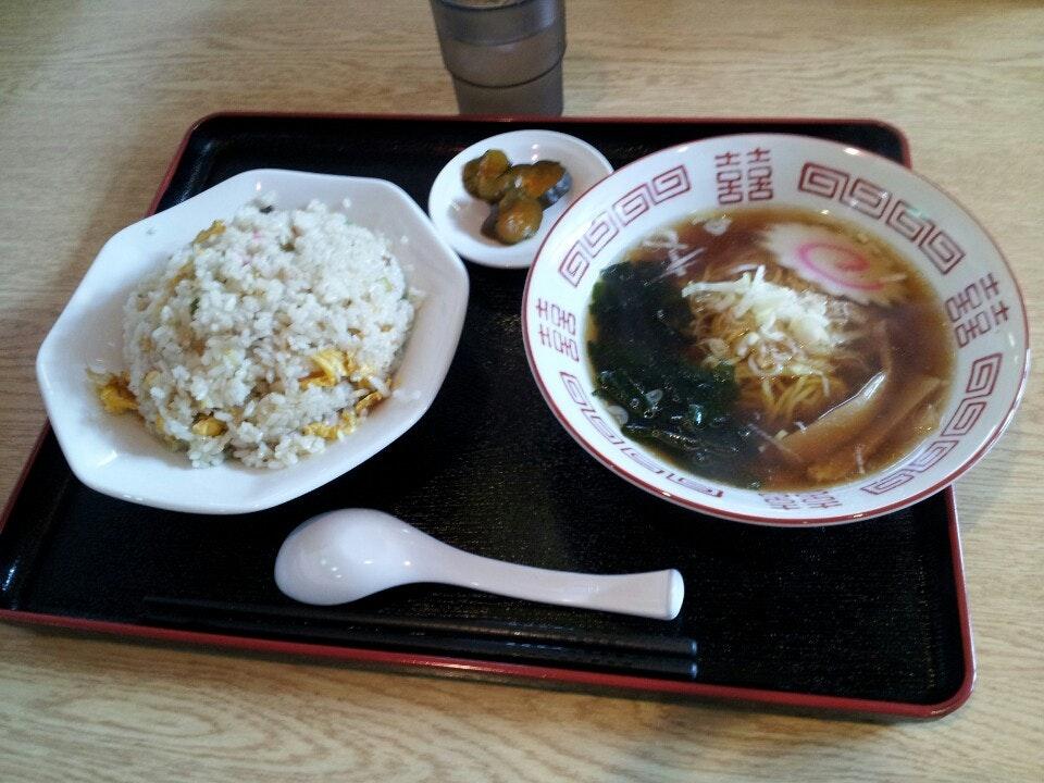 鮮味園 鳩山支店