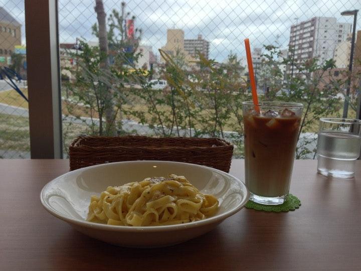 ライブラリーカフェ くろさき