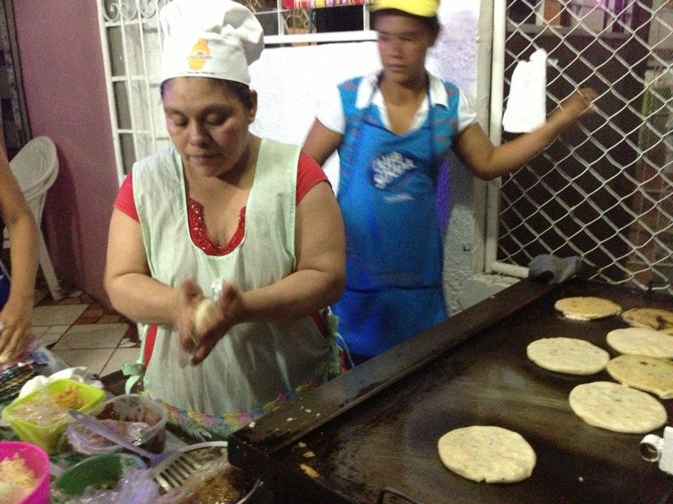 Pupusas El Colonial