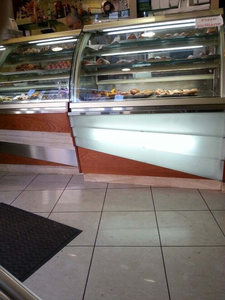 Bar Bella