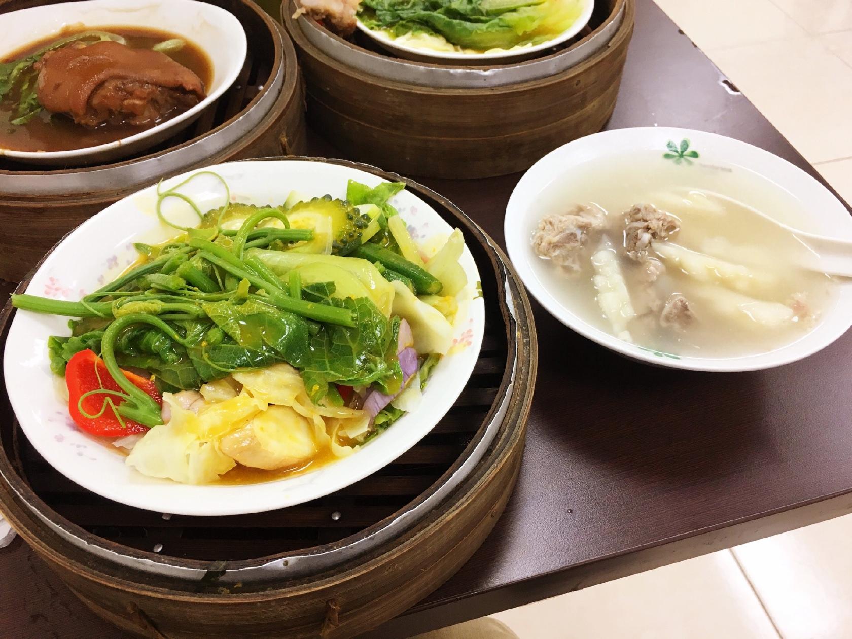 蠻牛湯包蒸餃