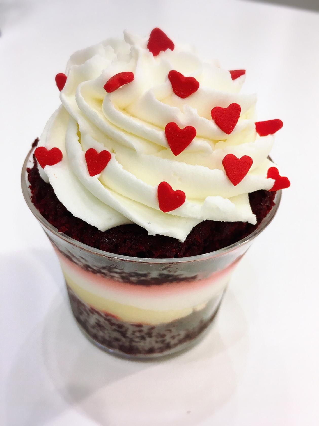 MONARCH CUPCAKE LONDON