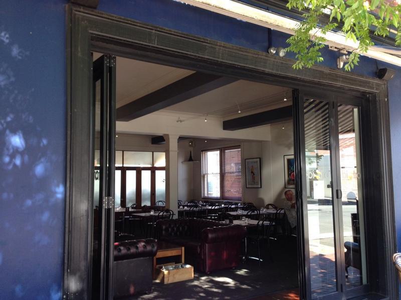 Le Bistro