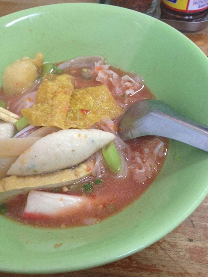 ก๋วยเตี๋ยว ดู๋ดี๋ (เจ้อุ๊ เจ้าเก่า) สูตรมะนาว