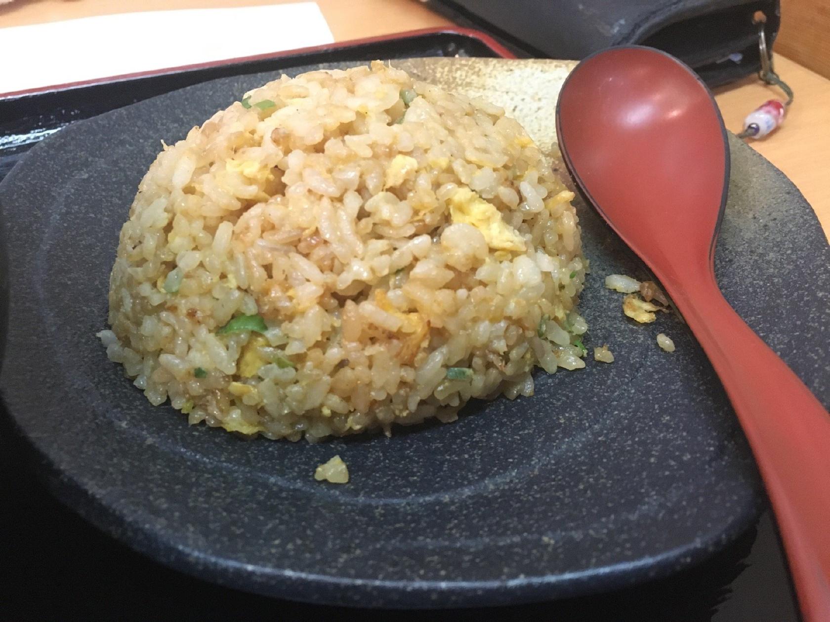 チャーハンのおいしい店 東竜 神田店