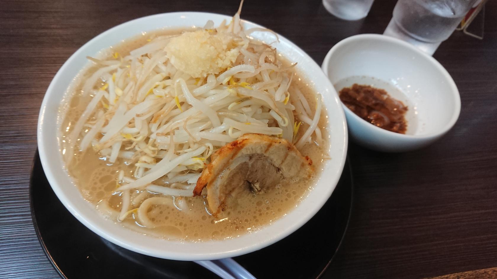 博多長浜らーめん 楓神 立川店