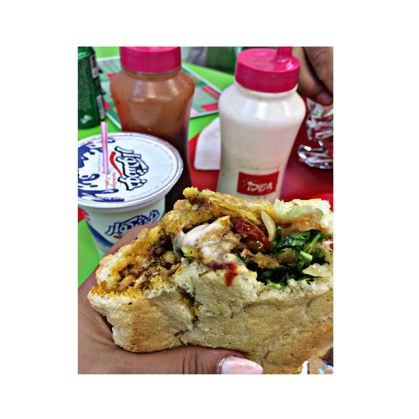 Türk Döner ترک دُنر