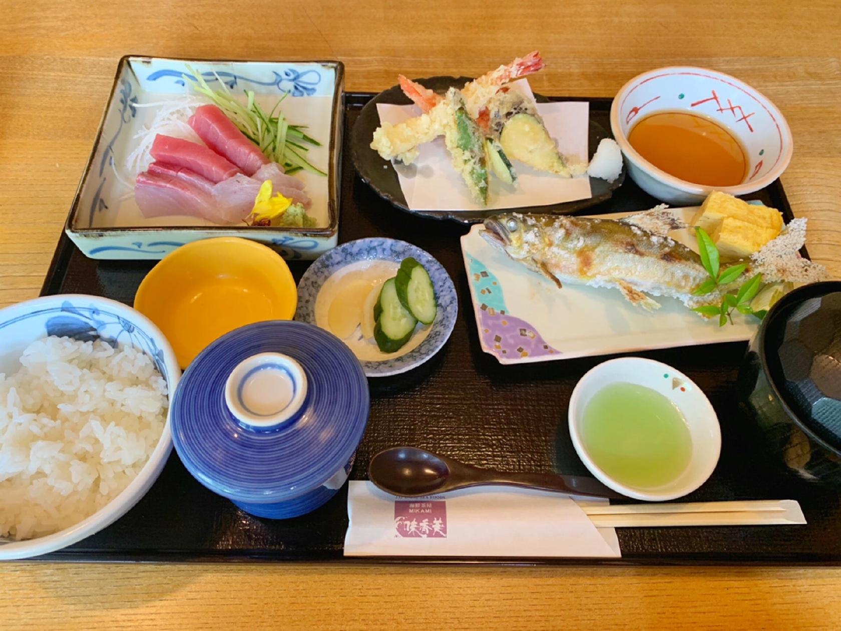 海鮮茶屋 味香美